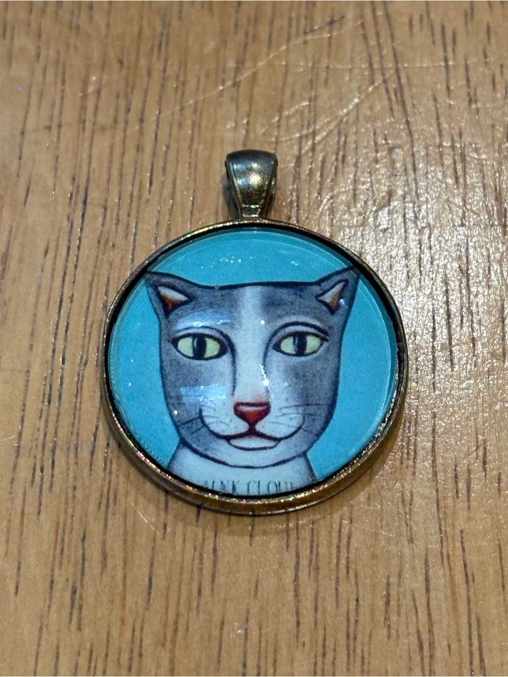 Carbochon glass artisan hand crafted folk art cat pendant